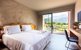 Pilot Amphora Boutique Hotel 